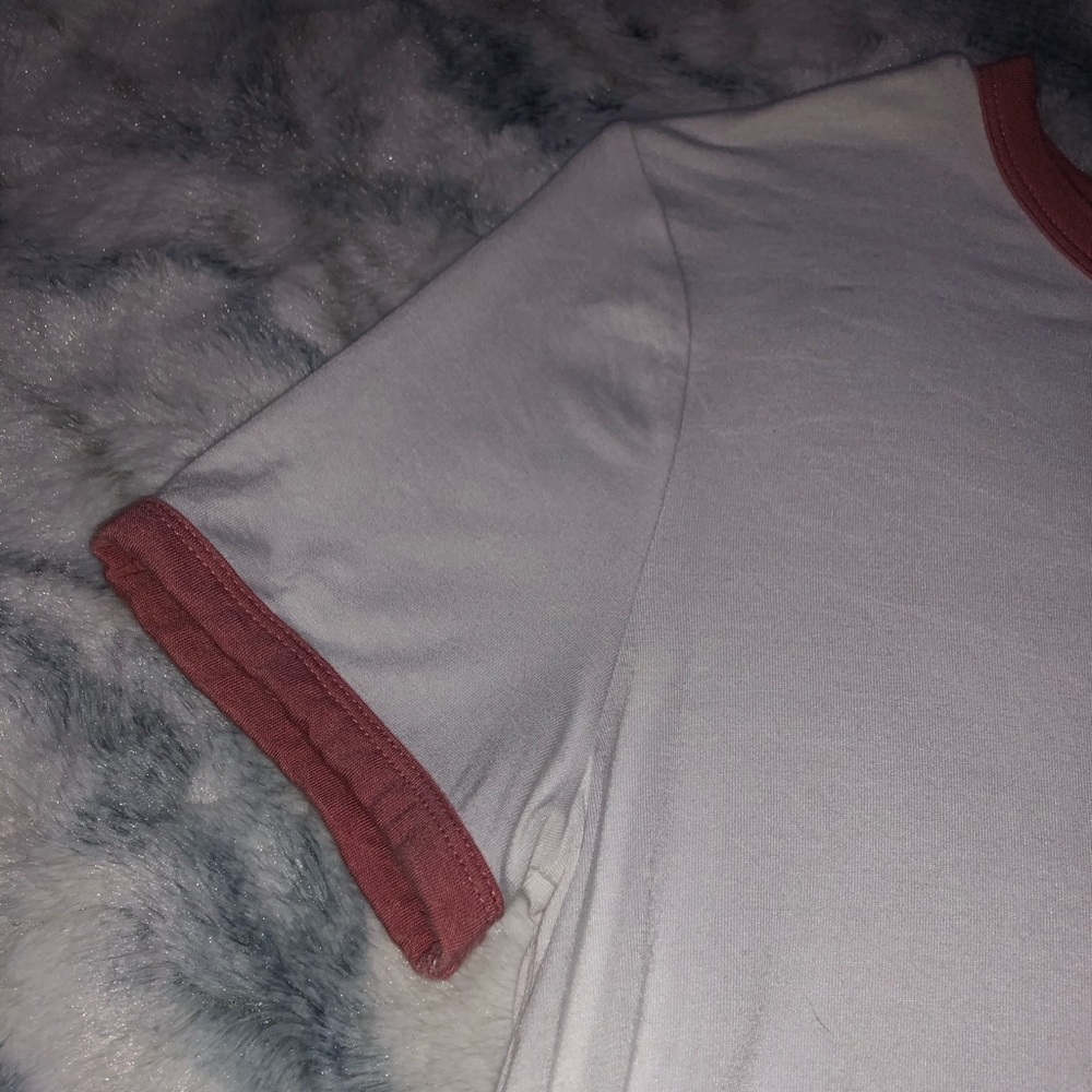 White shirt - Picture 2 of 3
